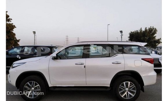 Buy Import Toyota Fortuner White Car in Import - Dubai in Enga Buy Import Toyota Fortuner White Car in Import - Dubai in Enga