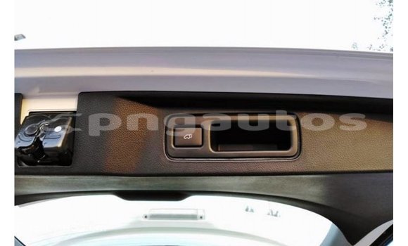 Buy Import Toyota Fortuner White Car in Import - Dubai in Enga Buy Import Toyota Fortuner White Car in Import - Dubai in Enga