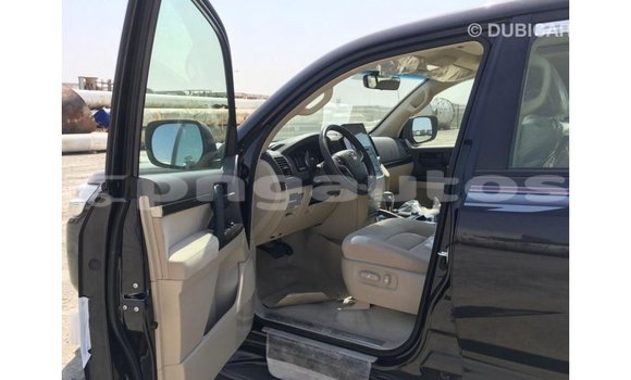 Buy Import Toyota Land Cruiser Black Car in Import - Dubai in Enga Buy Import Toyota Land Cruiser Black Car in Import - Dubai in Enga
