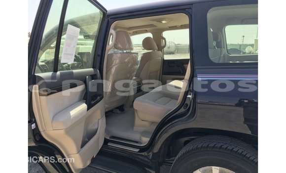 Buy Import Toyota Land Cruiser Black Car in Import - Dubai in Enga Buy Import Toyota Land Cruiser Black Car in Import - Dubai in Enga