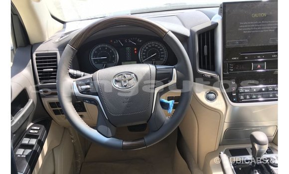 Buy Import Toyota Land Cruiser Black Car in Import - Dubai in Enga Buy Import Toyota Land Cruiser Black Car in Import - Dubai in Enga
