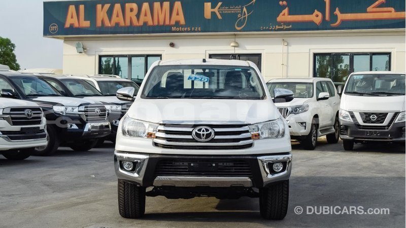 Big with watermark toyota hilux enga import dubai 4362