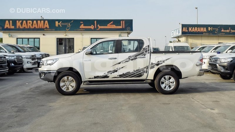 Big with watermark toyota hilux enga import dubai 4362