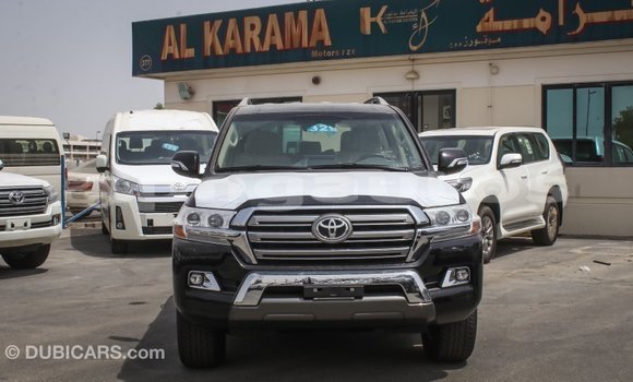 Acheter Import Voiture Toyota Land Cruiser Noir à Import - Dubai, Enga Acheter Import Voiture Toyota Land Cruiser Noir à Import - Dubai, Enga
