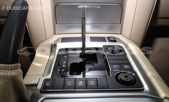 Acheter Import Voiture Toyota Land Cruiser Noir à Import - Dubai, Enga Acheter Import Voiture Toyota Land Cruiser Noir à Import - Dubai, Enga