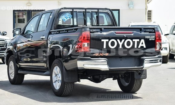 Acheter Import Voiture Toyota Hilux Noir à Import - Dubai, Enga Acheter Import Voiture Toyota Hilux Noir à Import - Dubai, Enga