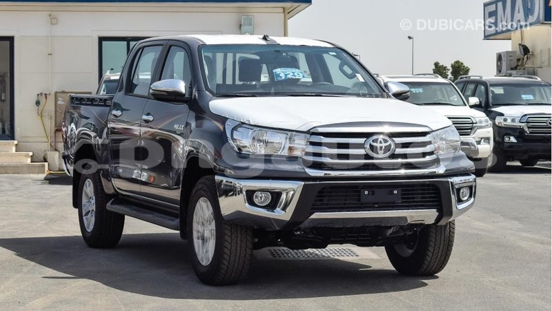 Big with watermark toyota hilux enga import dubai 4365