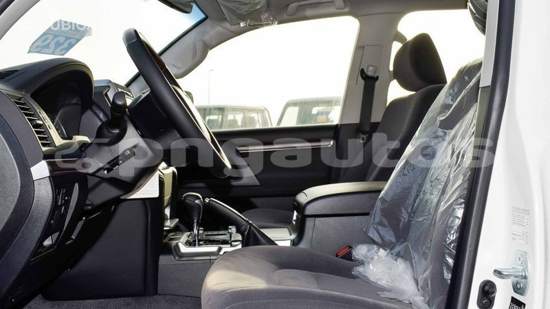 Big with watermark toyota land cruiser enga import dubai 4366