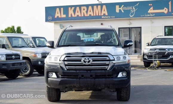 Acheter Import Voiture Toyota Land Cruiser Noir à Import - Dubai, Enga Acheter Import Voiture Toyota Land Cruiser Noir à Import - Dubai, Enga