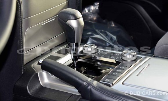 Acheter Import Voiture Toyota Land Cruiser Noir à Import - Dubai, Enga Acheter Import Voiture Toyota Land Cruiser Noir à Import - Dubai, Enga