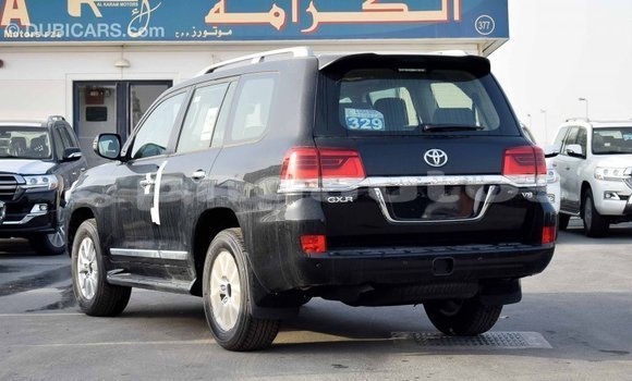 Acheter Import Voiture Toyota Land Cruiser Noir à Import - Dubai, Enga Acheter Import Voiture Toyota Land Cruiser Noir à Import - Dubai, Enga