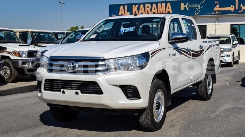 Big with watermark toyota hilux enga import dubai 4369