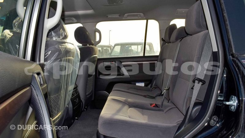 Big with watermark toyota land cruiser enga import dubai 4371