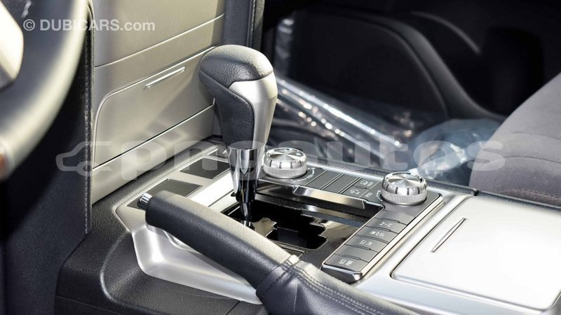 Big with watermark toyota land cruiser enga import dubai 4371