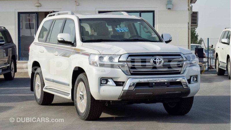 Big with watermark toyota land cruiser enga import dubai 4372