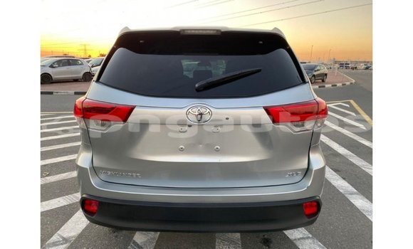 Buy Import Toyota Highlander Other Car in Import - Dubai in Enga Buy Import Toyota Highlander Other Car in Import - Dubai in Enga