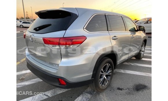Buy Import Toyota Highlander Other Car in Import - Dubai in Enga Buy Import Toyota Highlander Other Car in Import - Dubai in Enga
