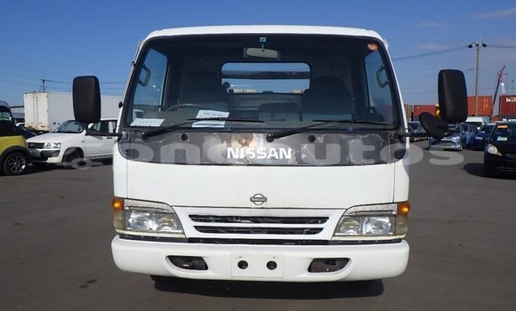 Buy Used Nissan UD White Truck in Port Moresby in National Capital District Buy Used Nissan UD White Truck in Port Moresby in National Capital District
