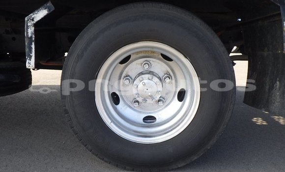 Buy Used Nissan UD White Truck in Port Moresby in National Capital District Buy Used Nissan UD White Truck in Port Moresby in National Capital District