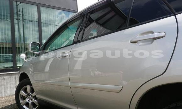 Buy Used Toyota Harrier Silver Car in Port Moresby in National Capital District Buy Used Toyota Harrier Silver Car in Port Moresby in National Capital District