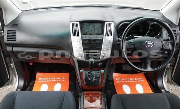 Buy Used Toyota Harrier Silver Car in Port Moresby in National Capital District Buy Used Toyota Harrier Silver Car in Port Moresby in National Capital District