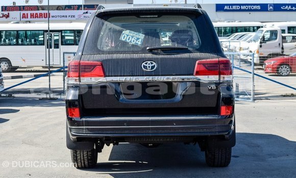 Buy Import Toyota Land Cruiser Black Car in Import - Dubai in Enga Buy Import Toyota Land Cruiser Black Car in Import - Dubai in Enga