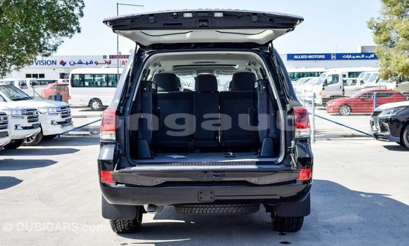 Buy Import Toyota Land Cruiser Black Car in Import - Dubai in Enga Buy Import Toyota Land Cruiser Black Car in Import - Dubai in Enga