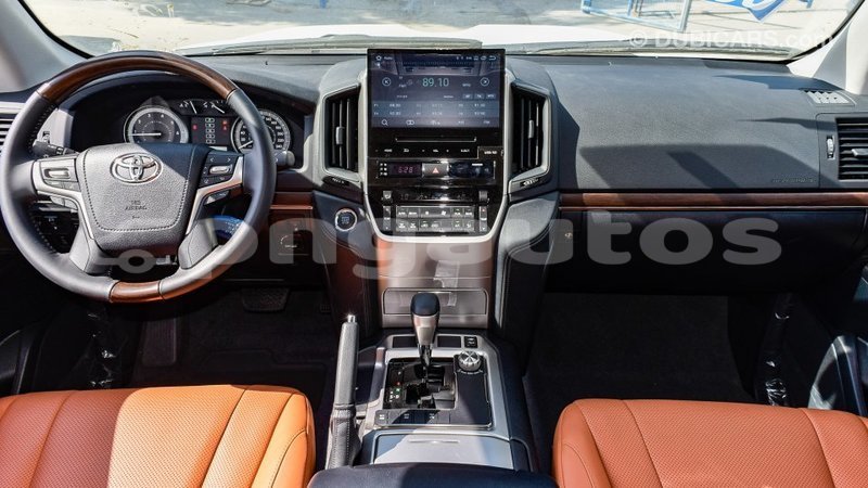 Big with watermark toyota land cruiser enga import dubai 4397