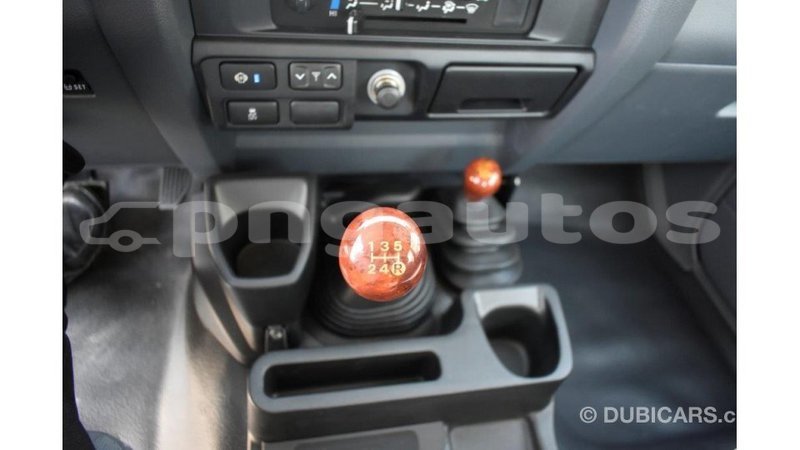 Big with watermark toyota land cruiser enga import dubai 4402