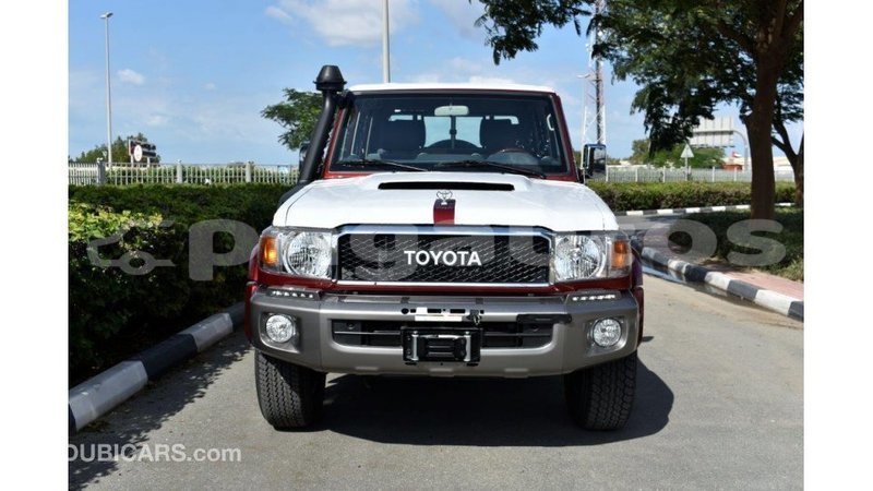 Big with watermark toyota land cruiser enga import dubai 4402
