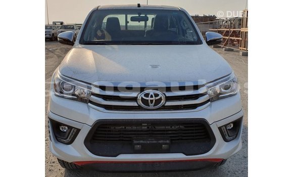 Buy Import Toyota Hilux White Car in Import - Dubai in Enga Buy Import Toyota Hilux White Car in Import - Dubai in Enga