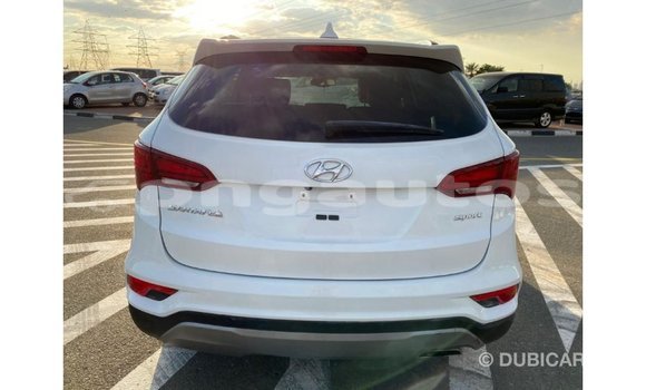 Buy Import Hyundai Santa Fe White Car in Import - Dubai in Enga Buy Import Hyundai Santa Fe White Car in Import - Dubai in Enga