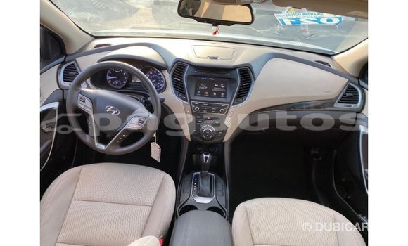 Buy Import Hyundai Santa Fe White Car in Import - Dubai in Enga Buy Import Hyundai Santa Fe White Car in Import - Dubai in Enga