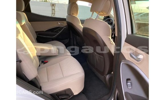 Buy Import Hyundai Santa Fe White Car in Import - Dubai in Enga Buy Import Hyundai Santa Fe White Car in Import - Dubai in Enga