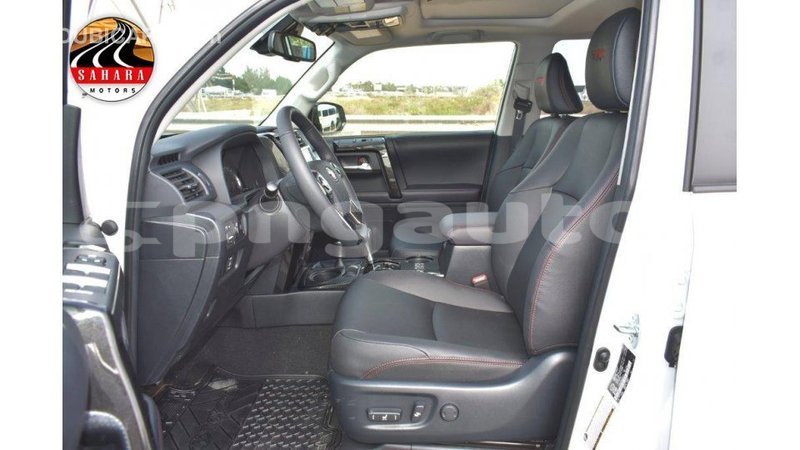 Big with watermark toyota 4runner enga import dubai 4416