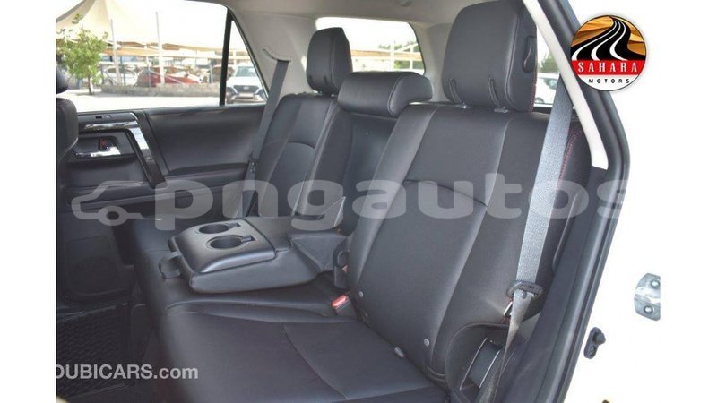 Big with watermark toyota 4runner enga import dubai 4416