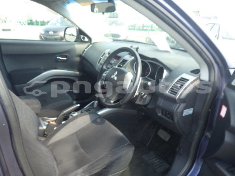Big with watermark mitsubishi outlander national capital district port moresby 4417