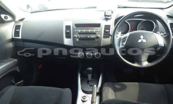 Buy Used Mitsubishi Outlander Blue Car in Port Moresby in National Capital District Buy Used Mitsubishi Outlander Blue Car in Port Moresby in National Capital District