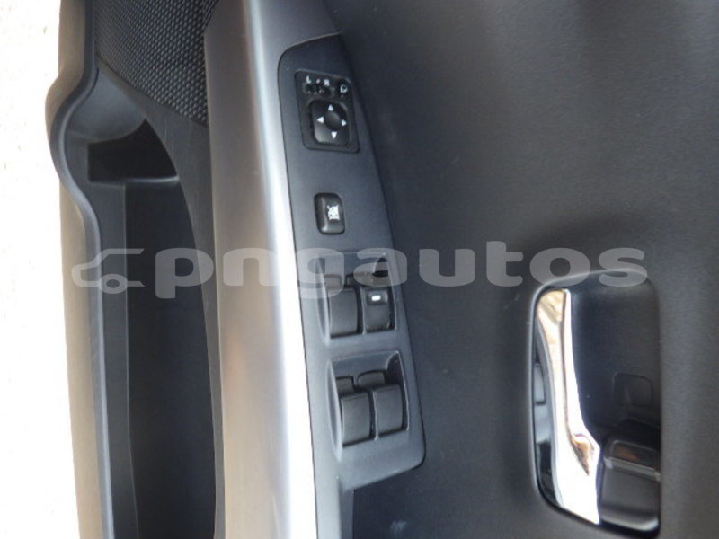 Big with watermark mitsubishi outlander national capital district port moresby 4417