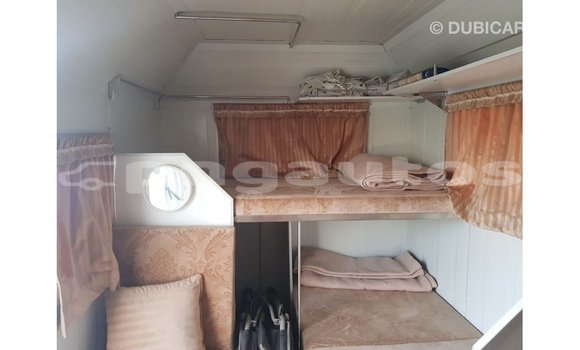 Buy Import Kia Carens White Car in Import - Dubai in Enga Buy Import Kia Carens White Car in Import - Dubai in Enga