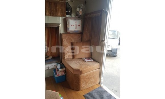 Buy Import Kia Carens White Car in Import - Dubai in Enga Buy Import Kia Carens White Car in Import - Dubai in Enga