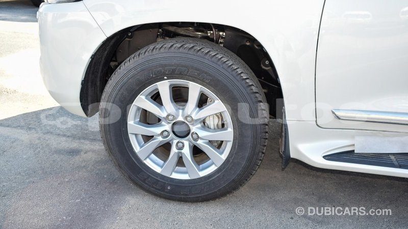 Big with watermark toyota land cruiser enga import dubai 4425