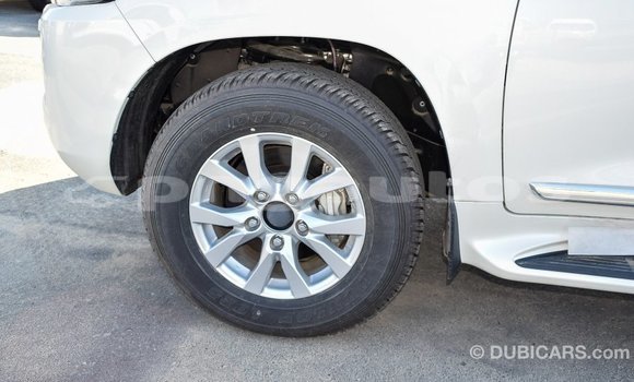 Acheter Import Voiture Toyota Land Cruiser Blanc à Import - Dubai, Enga Acheter Import Voiture Toyota Land Cruiser Blanc à Import - Dubai, Enga