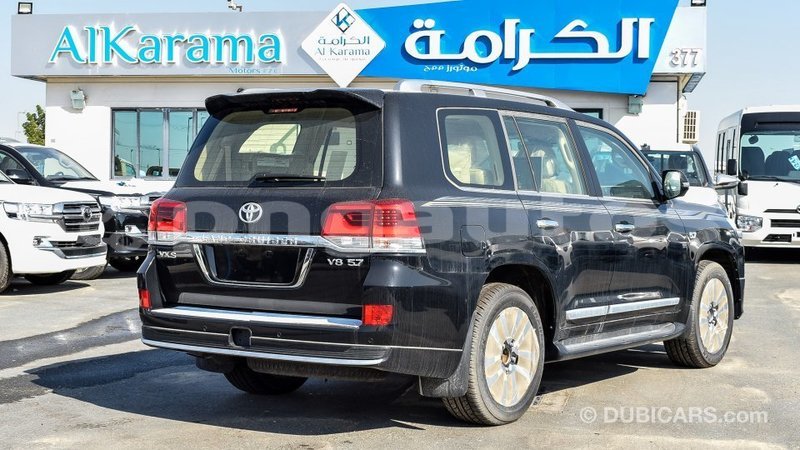 Big with watermark toyota land cruiser enga import dubai 4426