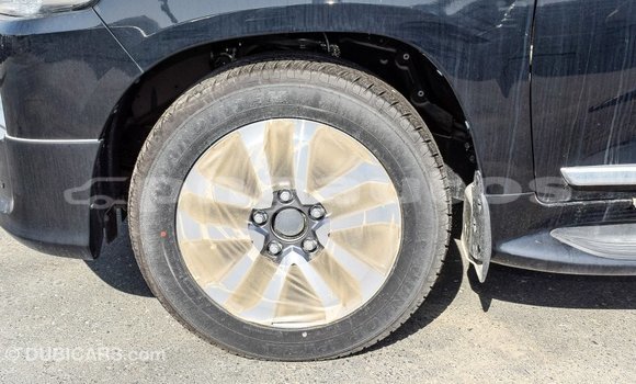Acheter Import Voiture Toyota Land Cruiser Noir à Import - Dubai, Enga Acheter Import Voiture Toyota Land Cruiser Noir à Import - Dubai, Enga