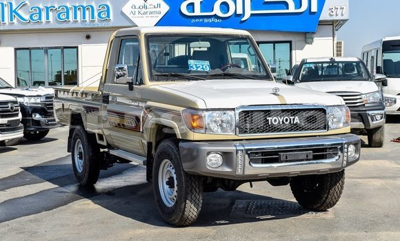 Acheter Import Voiture Toyota Land Cruiser Beige à Import - Dubai, Enga Acheter Import Voiture Toyota Land Cruiser Beige à Import - Dubai, Enga
