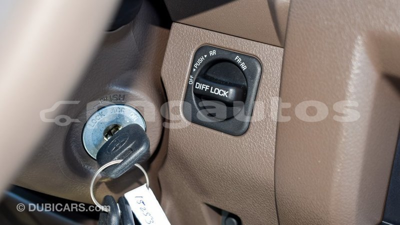 Big with watermark toyota land cruiser enga import dubai 4429