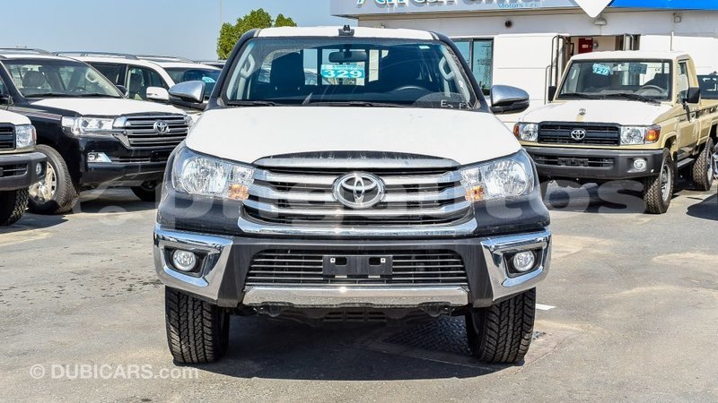 Big with watermark toyota hilux enga import dubai 4432