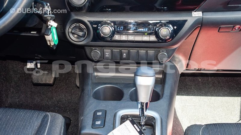 Big with watermark toyota hilux enga import dubai 4432