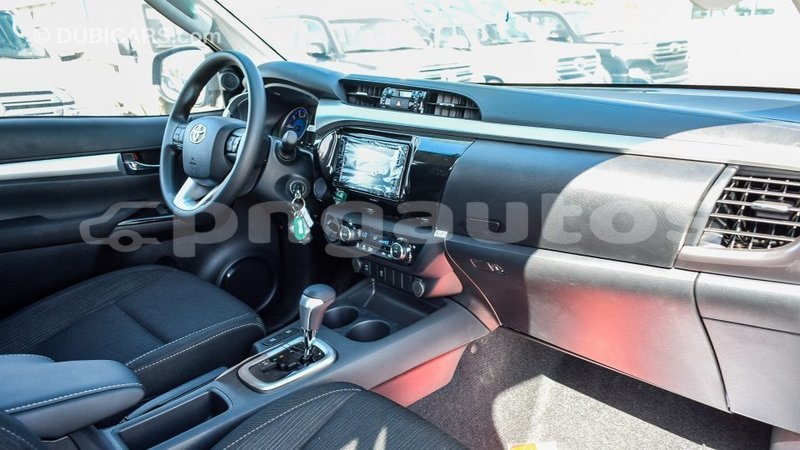 Big with watermark toyota hilux enga import dubai 4432